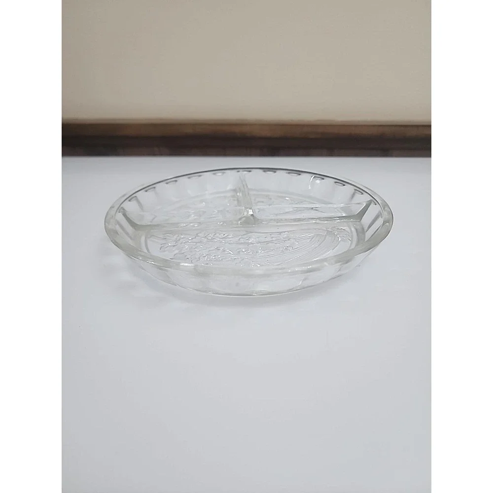 VINTAGE Indiana Glass INTAGLIO 3 Part Frosted Vegetable Relish TRAY Divided Dish
